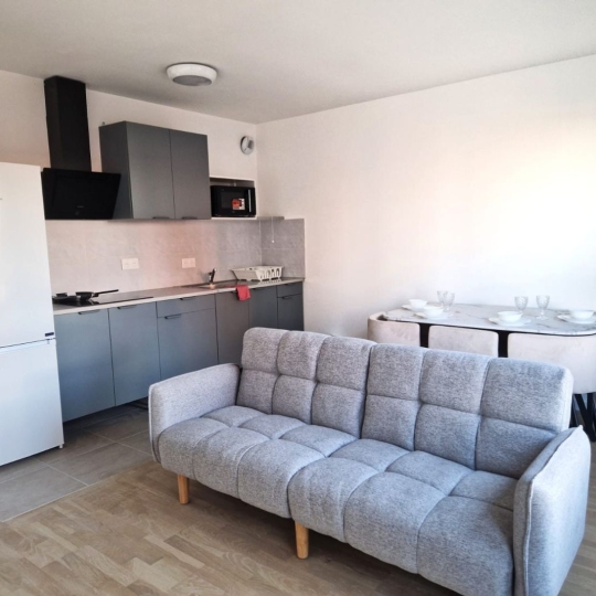  Annonces PUTEAUX : Appartement | ROMAINVILLE (93230) | 41 m2 | 1 250 € 