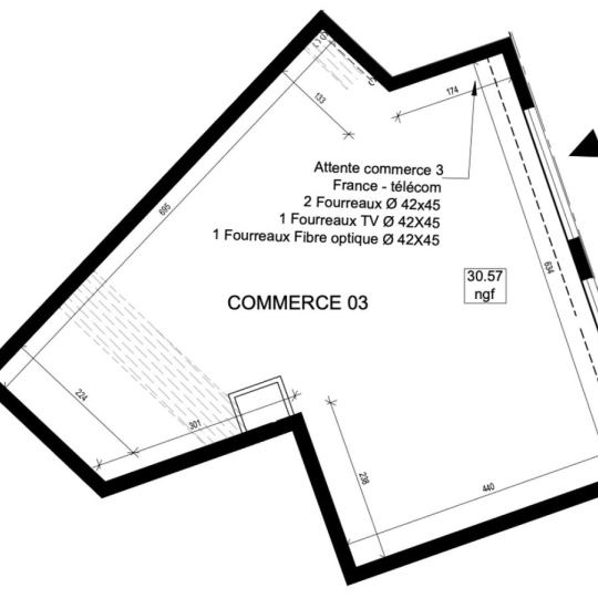  Annonces PUTEAUX : Local / Bureau | PUTEAUX (92800) | 40 m2 | 2 717 € 