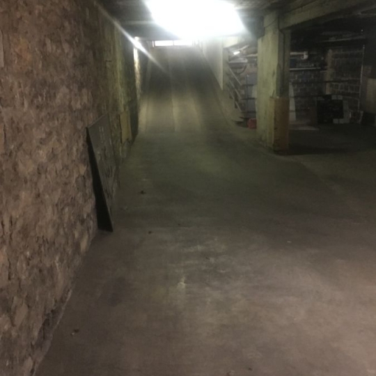  Annonces PUTEAUX : Garage / Parking | PARIS (75015) | 0 m2 | 120 € 