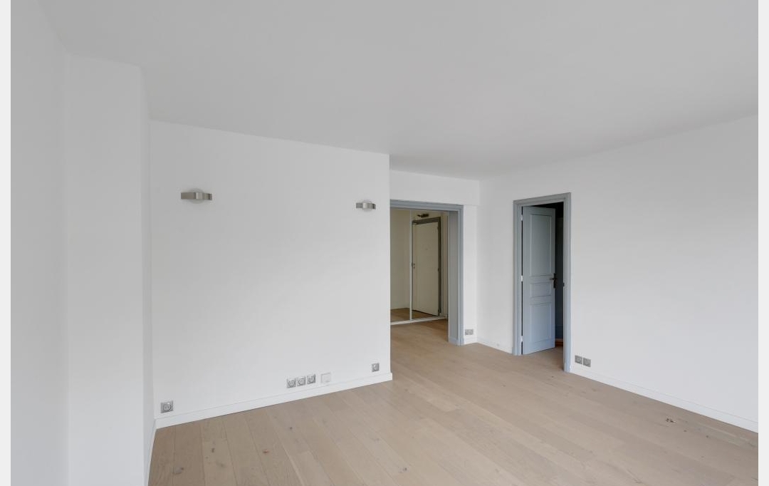 Annonces PUTEAUX : Appartement | PARIS (75015) | 60 m2 | 598 000 € 