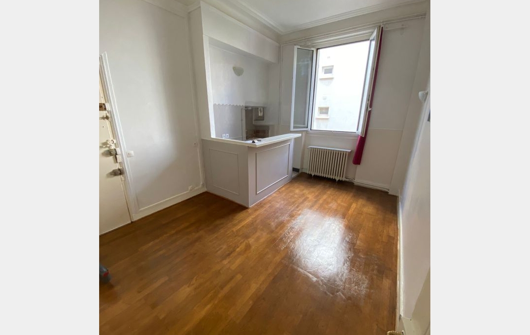 Annonces PUTEAUX : Appartement | CHARENTON-LE-PONT (94220) | 30 m2 | 1 150 € 