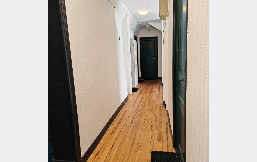 Annonces PUTEAUX : Appartement | PARIS (75015) | 25 m2 | 250 000 € 