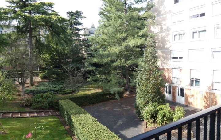 Annonces PUTEAUX : Appartement | VELIZY-VILLACOUBLAY (78140) | 64 m2 | 320 000 € 