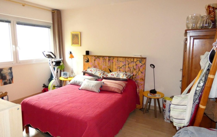 Annonces PUTEAUX : Appartement | VELIZY-VILLACOUBLAY (78140) | 64 m2 | 320 000 € 